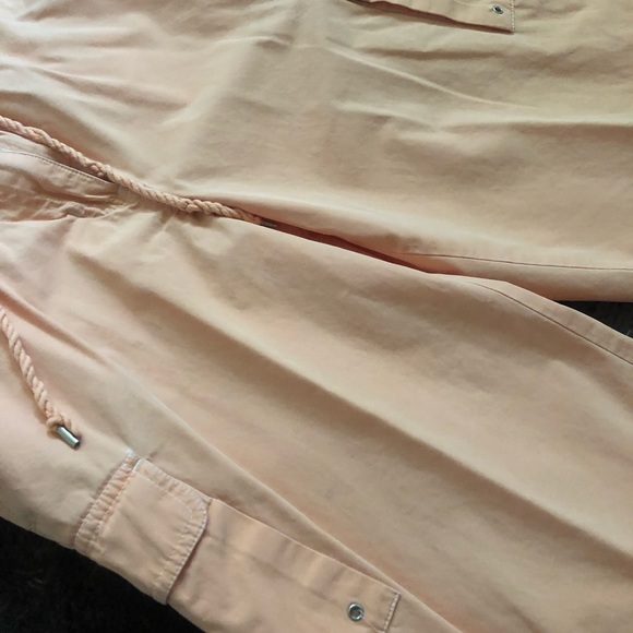 Ralph Lauren Peach Cuffed Cargo/Capri Pants Size 4 - Picture 4 of 11